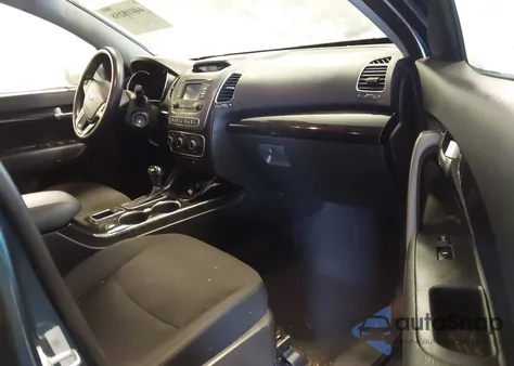 2014 Kia Sorento Lx z USA, uszkodzony, nr VIN 5XYKT3A62EG439092